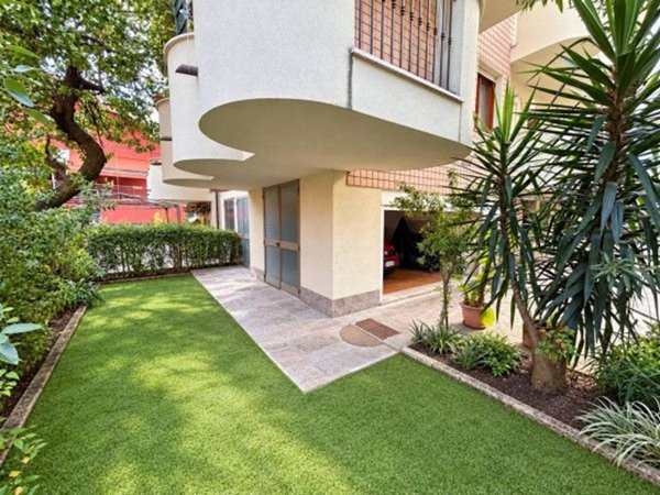 casa indipendente in vendita a Rimini in zona Gaiofana