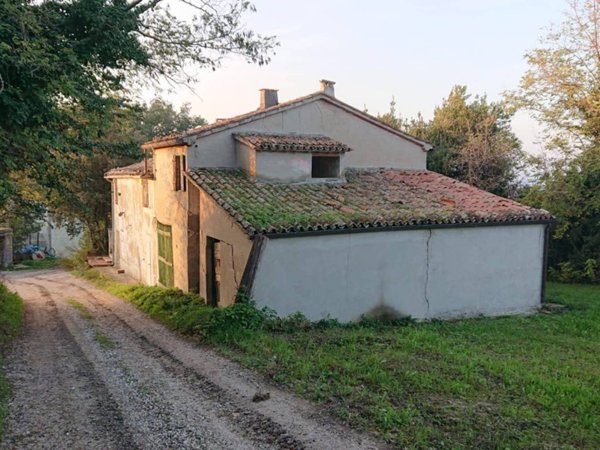 casa indipendente in vendita a Saludecio in zona Sant' Ansovino