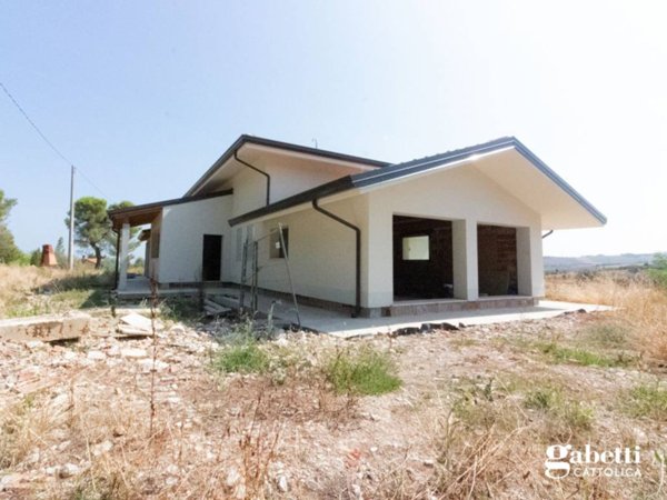 casa indipendente in vendita a Saludecio