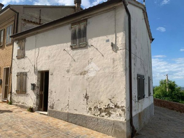 casa indipendente in vendita a Saludecio