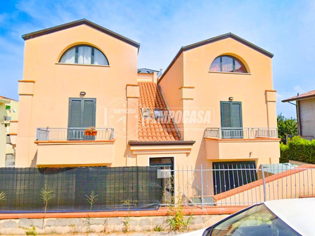 casa indipendente in vendita a Saludecio