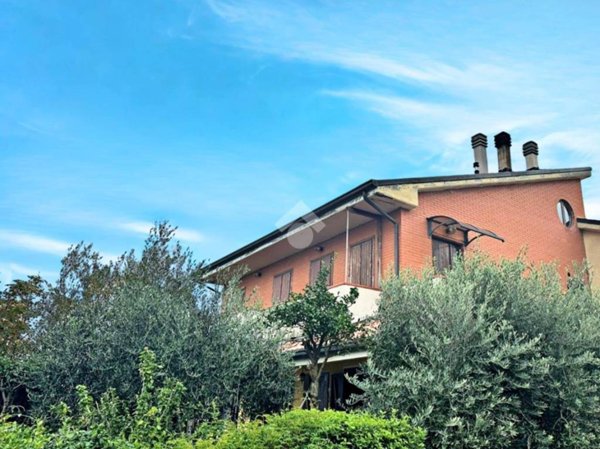 appartamento in vendita a Saludecio in zona Santa Maria del Monte