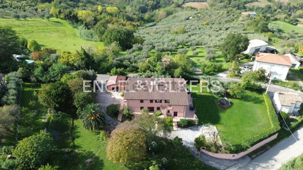 casa indipendente in vendita a Saludecio