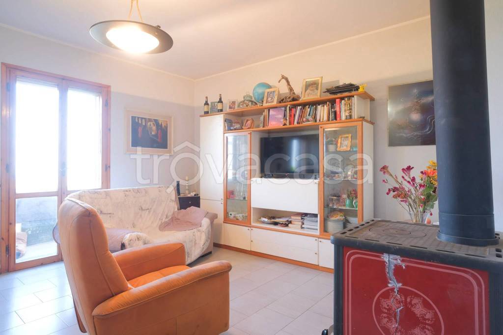 appartamento in vendita a Saludecio in zona Santa Maria del Monte