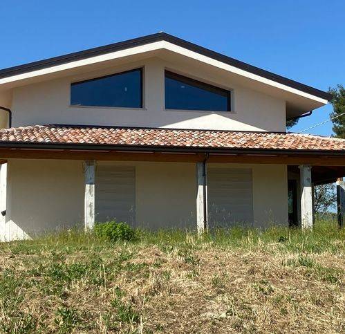 casa indipendente in vendita a Saludecio