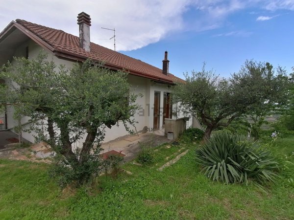 casa indipendente in vendita a Saludecio