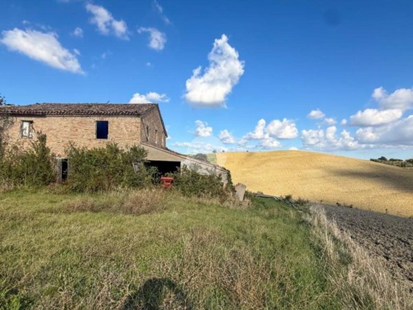 casa indipendente in vendita a Saludecio in zona Santa Maria del Monte
