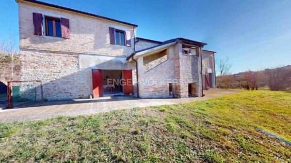 casa indipendente in vendita a Saludecio in zona Santa Maria del Monte