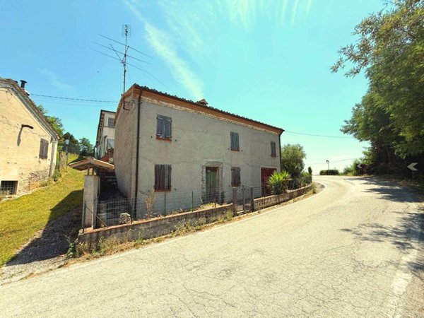 casa indipendente in vendita a Saludecio