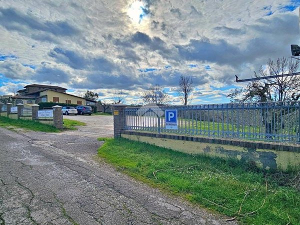 negozio in vendita a Saludecio