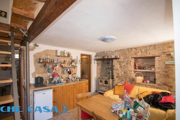 casa semindipendente in vendita a Saludecio in zona Sant' Ansovino