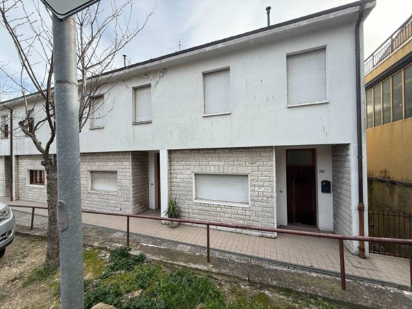 casa indipendente in vendita a Saludecio