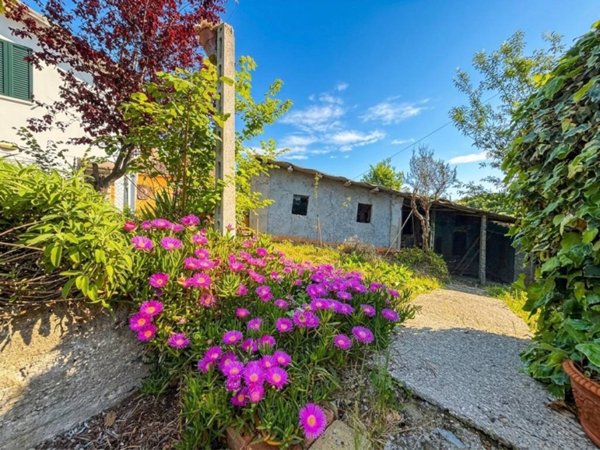 casa indipendente in vendita a Saludecio