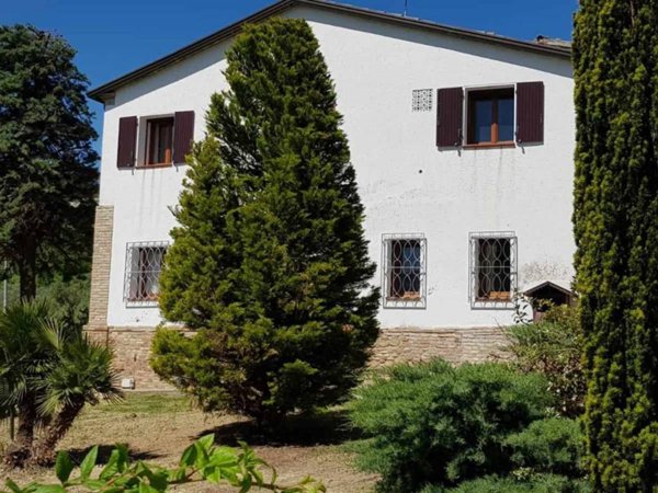 casa indipendente in vendita a Saludecio in zona Meleto