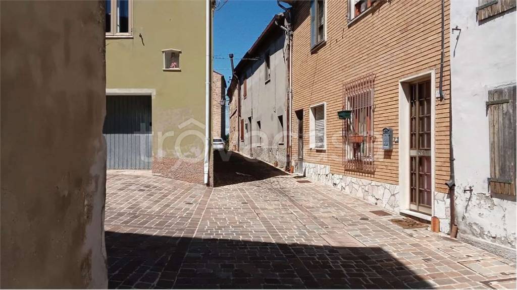 casa indipendente in vendita a Saludecio in zona Meleto