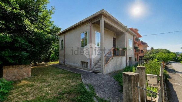 casa indipendente in vendita a Saludecio