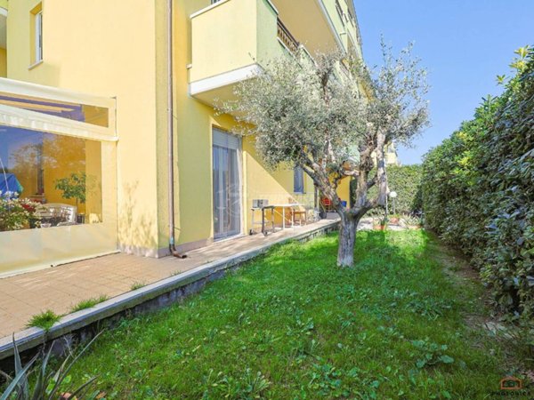 appartamento in vendita a San Clemente in zona Sant'andrea in Casale