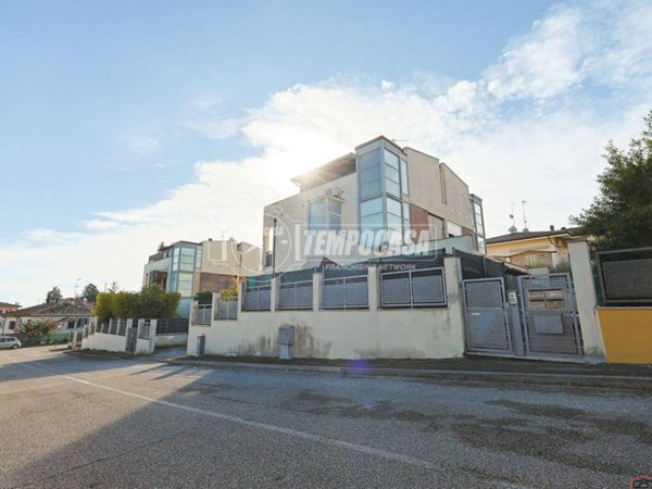 appartamento in vendita a San Clemente in zona Sant'andrea in Casale