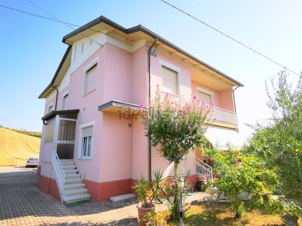 appartamento in vendita a San Clemente
