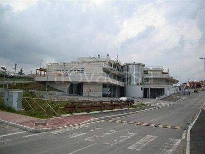 negozio in vendita a San Clemente in zona Sant'andrea in Casale