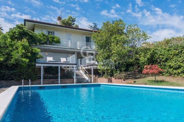 casa indipendente in vendita a San Clemente
