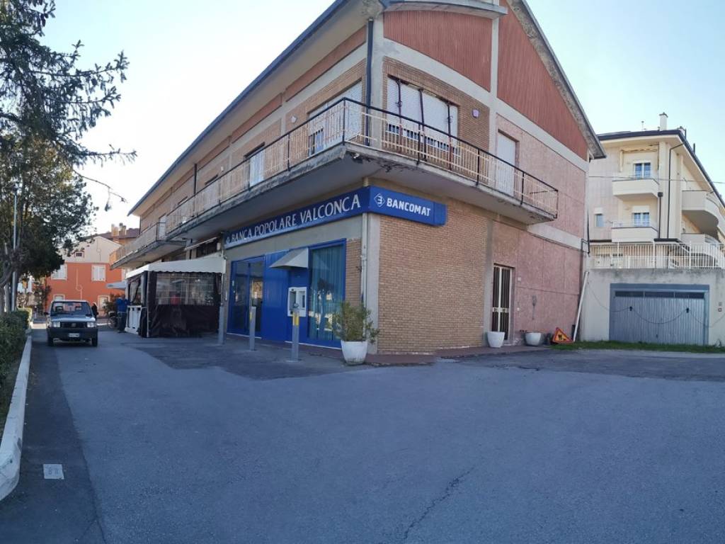 ufficio in vendita a San Clemente in zona Sant'andrea in Casale