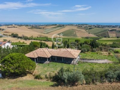 casa indipendente in vendita a San Clemente