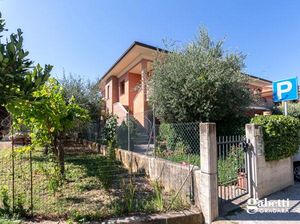 appartamento in vendita a San Clemente