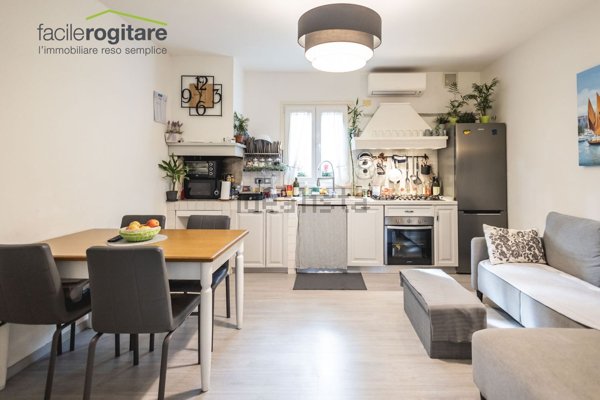 casa indipendente in vendita a San Clemente in zona Casarola