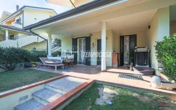 appartamento in vendita a San Clemente in zona Sant'andrea in Casale