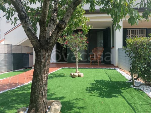 appartamento in vendita a San Clemente in zona Sant'andrea in Casale