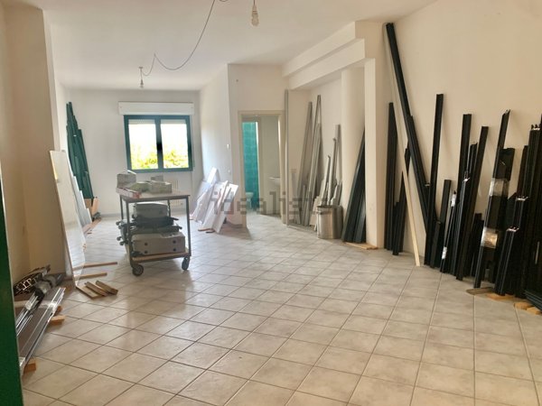 casa indipendente in vendita a San Clemente in zona Sant'andrea in Casale