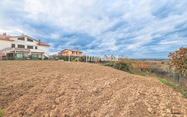 casa indipendente in vendita a San Clemente