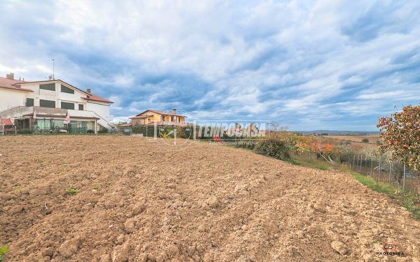 casa indipendente in vendita a San Clemente