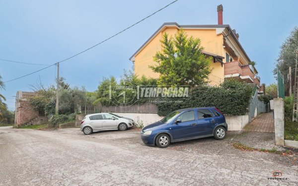 appartamento in vendita a San Clemente