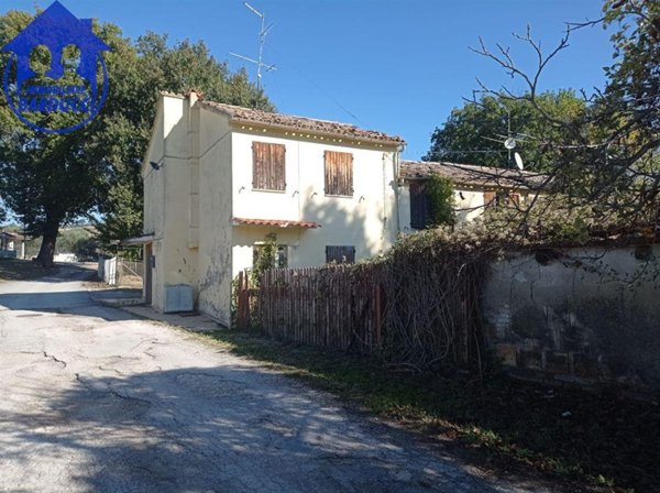 casa semindipendente in vendita a San Clemente