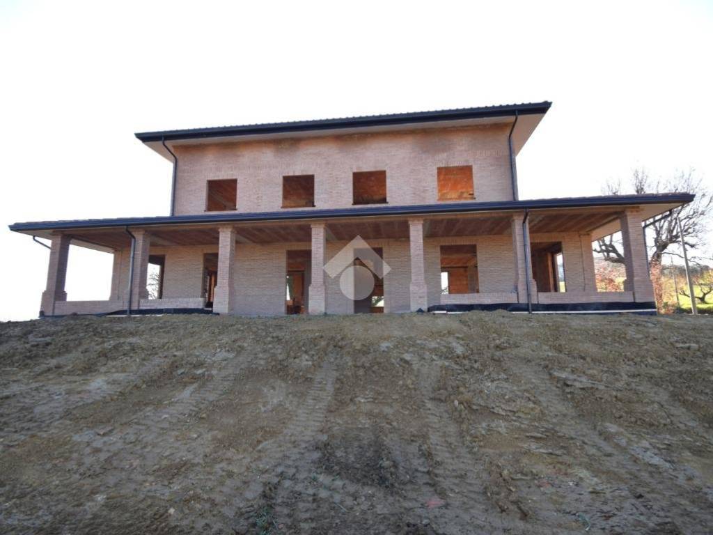 casa indipendente in vendita a San Clemente