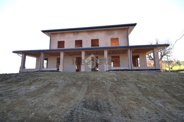 casa indipendente in vendita a San Clemente