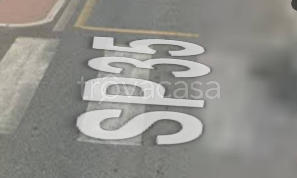 negozio in vendita a San Clemente in zona Sant'andrea in Casale