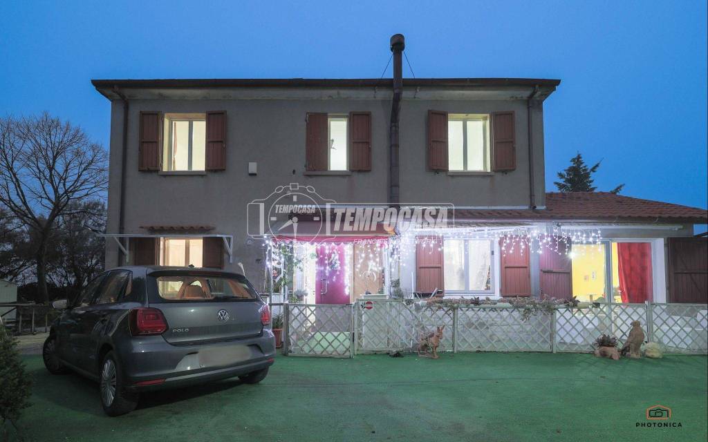 casa indipendente in vendita a San Clemente