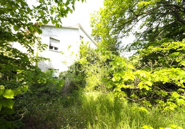 casa indipendente in vendita a San Clemente