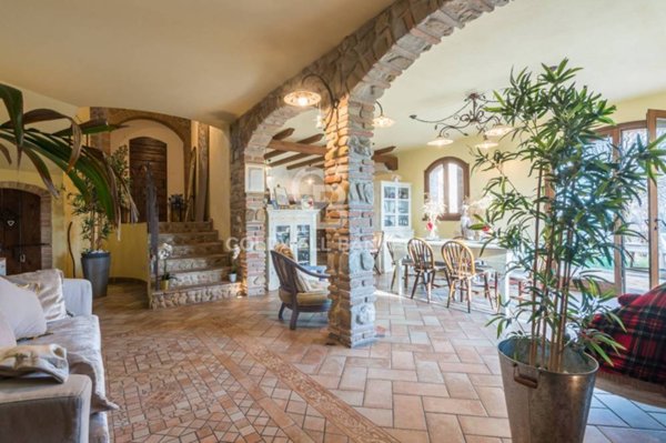 casa indipendente in vendita a San Clemente