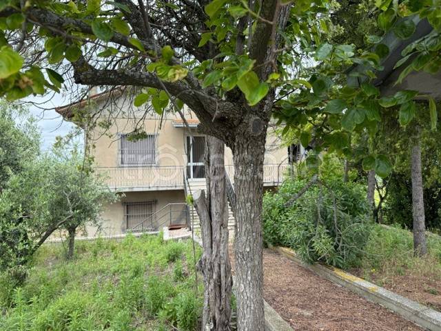 casa indipendente in vendita a San Clemente