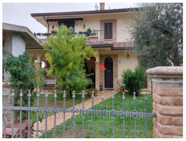 casa indipendente in vendita a San Clemente