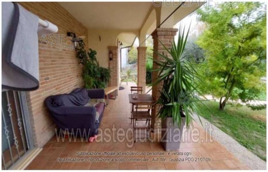 casa indipendente in vendita a San Clemente