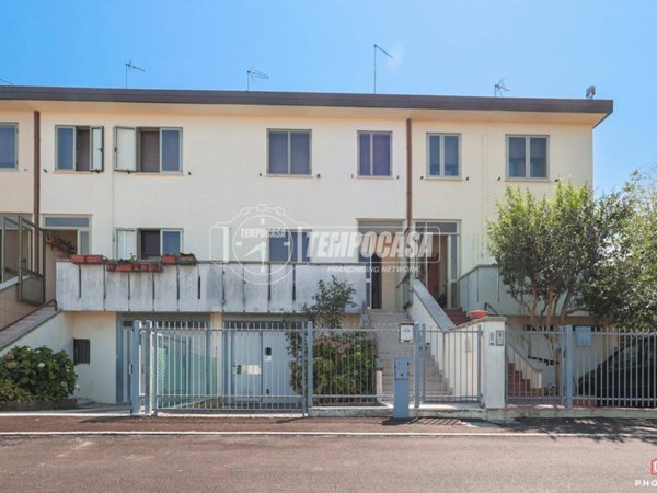 casa indipendente in vendita a San Clemente in zona Agello