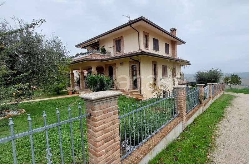 casa indipendente in vendita a San Clemente