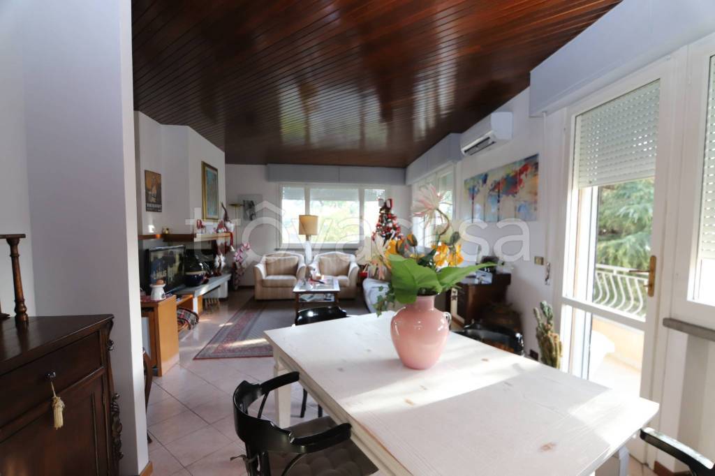 casa indipendente in vendita a San Giovanni in Marignano