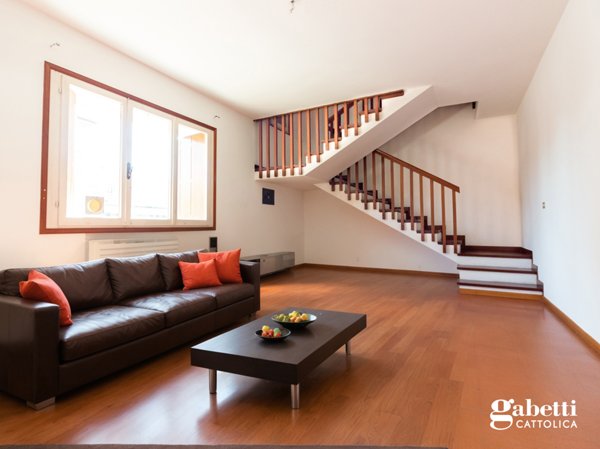 casa indipendente in vendita a San Giovanni in Marignano