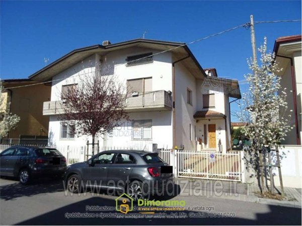 casa indipendente in vendita a San Giovanni in Marignano